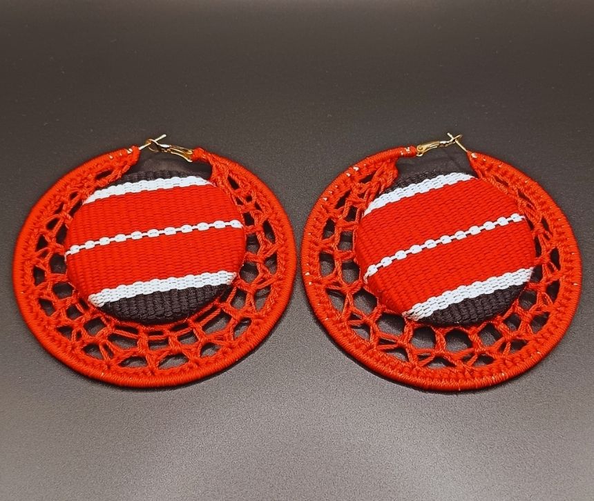 Boucle d'oreilles créole tricotée NOUN POWER