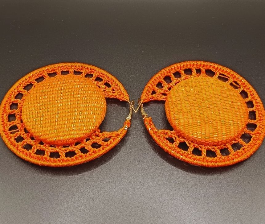 Boucle d'oreilles créole tricotée ORANGINE