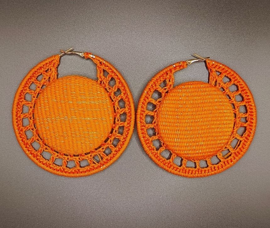 Boucle d'oreilles créole tricotée ORANGINE