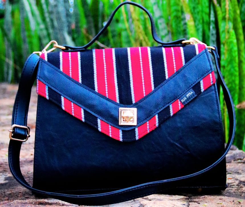 DD Sac Mallette NOUN POWER + CUIR VÉRITABLE NOIR LISSE